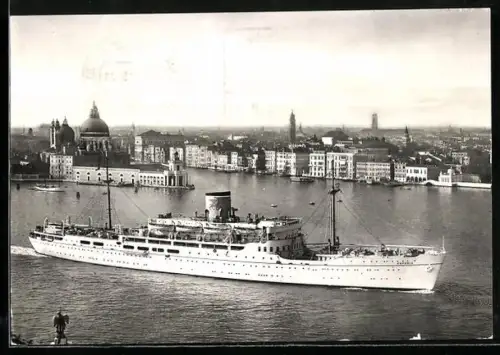 AK Venedig, Passagierschiff Esperia in Fahrt vor dem Canale Grande