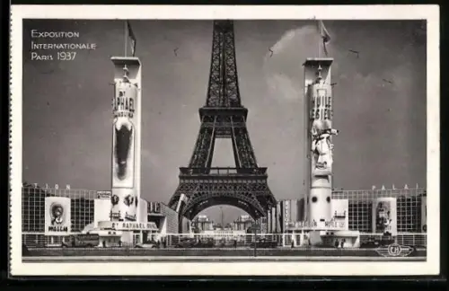 AK Paris, Exposition internationale 1937, Vue d`ensemble prise du Champ-de-Mars