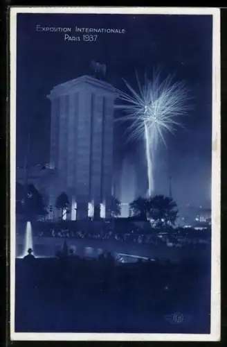 AK Paris, Exposition internationale 1937, Feux d`artifice devant la Pavillon de L`Allemagne
