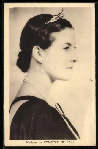 AK Portrait de la Comtesse de Paris