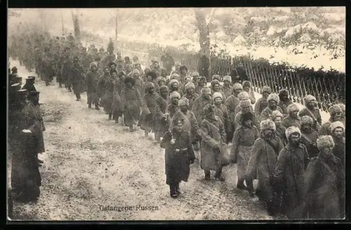 AK Trail kriegsgefangener russischer Soldaten