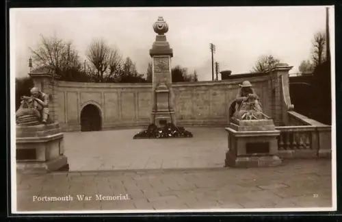AK Portsmouth, War Memorial