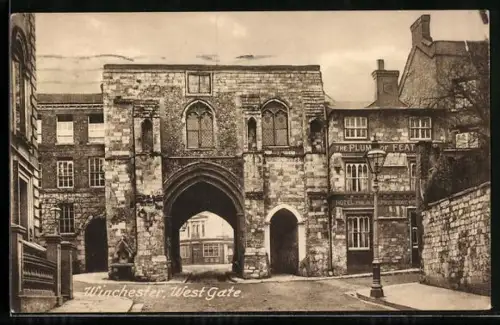 AK Winchester, West Gate