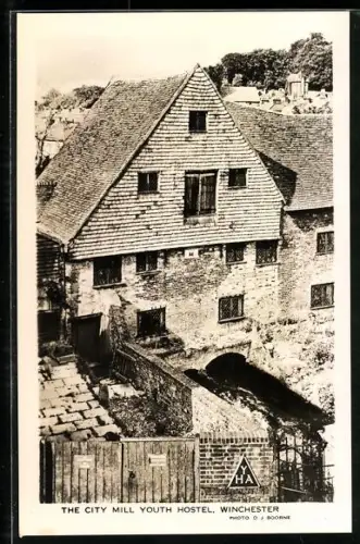 AK Winchester, The City Mill Youth Hostel