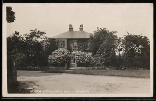 AK Kingsley, Newton Lodge, Castle Hill
