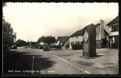 AK Middleton-on-Sea, Main Road