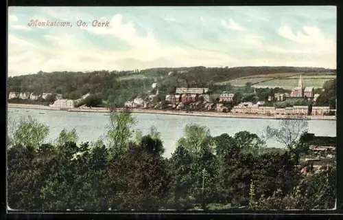 AK Monkstown /Co. Cork, Panorama mit Kirche