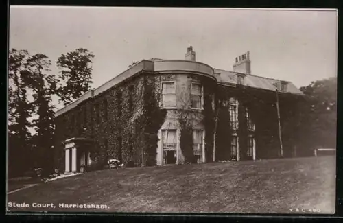 AK Harrietsham, Stede Court