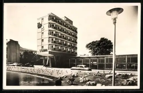 AK Dover, Stage Hotel