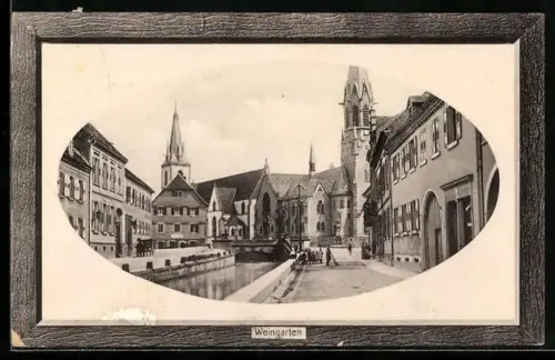 AK Weingarten, Strassenpartie mit Kirchturm, Passepartout in Form eines Bilderrahmens