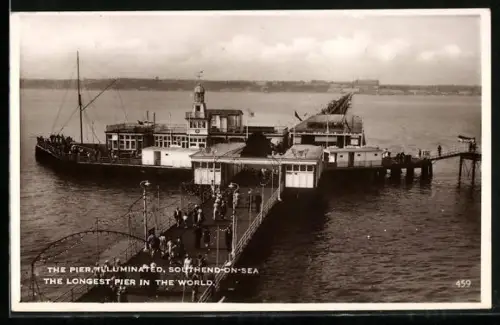AK Southend-on-Sea, The Pier, illuminated