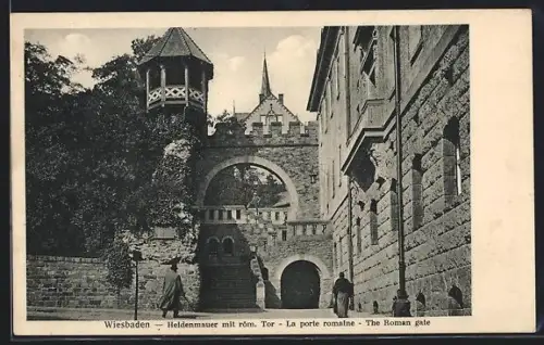 AK Wiesbaden, Heidenmauer mit römischem Tor