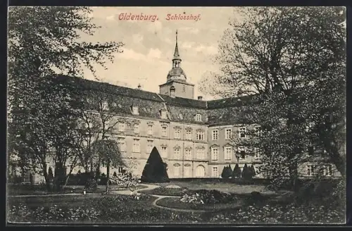 AK Oldenburg, Schlosshof