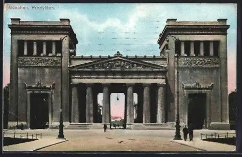 AK München, Propyläen