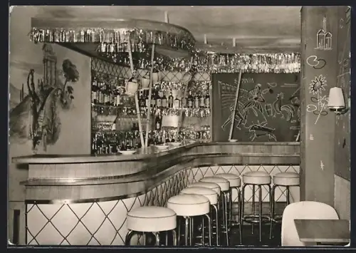 AK Berchtesgaden, Weinhaus und Bar Hofschaffer, Inh. K. Berger, Innenansicht