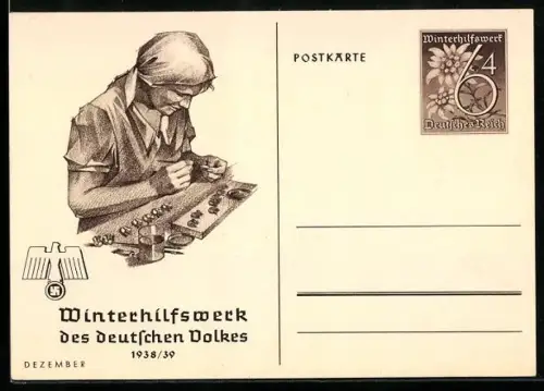 AK Arbeiterin beim Bemalen von Christbaumschmuck, Ganzsache WHW Winterhilfswerk