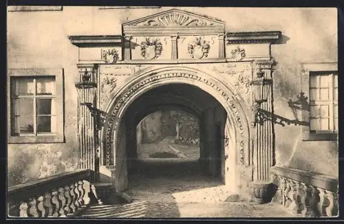 AK Weesenstein, Ostportal am Schloss Weesenstein