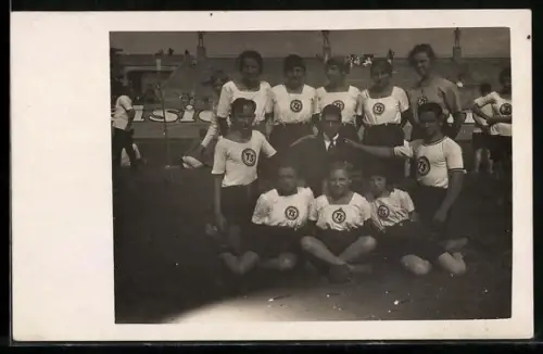 Foto-AK Gruppenfoto von Turnern