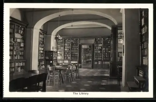 AK Rom, Innenansicht der Bibliothek des English College