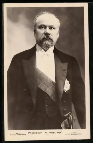 AK Halb-Portrait: Prediedent M. Poincaré