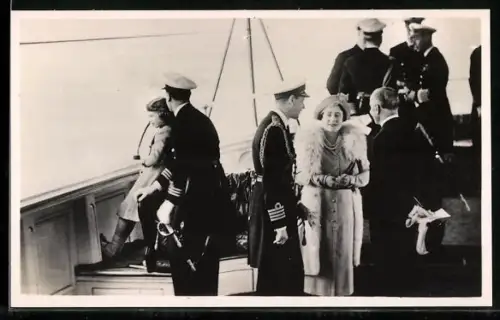 AK Spithead, King George VI. of England on board the royal yacht Victoria and Albert