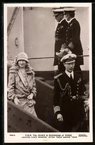 AK Duke and Duchess of York Leaving HMS Renown after their Empire Tour