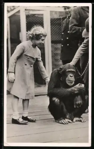 AK Princess Margaret Rose with a monkey at the zoological gardens