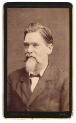 Fotografie S. Vogelsanger, Basel, Leonhardsgraben 23, Porträt eines älteren Mannes
