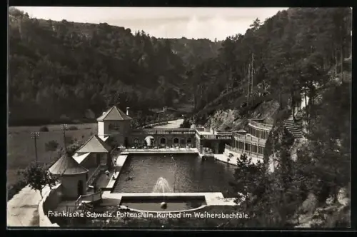 AK Pottenstein /Fränkische Schweiz, Kurbad im Weihersbachtal aus der Vogelschau