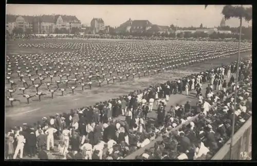 AK Leipzig, 1. Deutsches Arbeiter-Turn und Sportfest 1922, Turner und Publikum