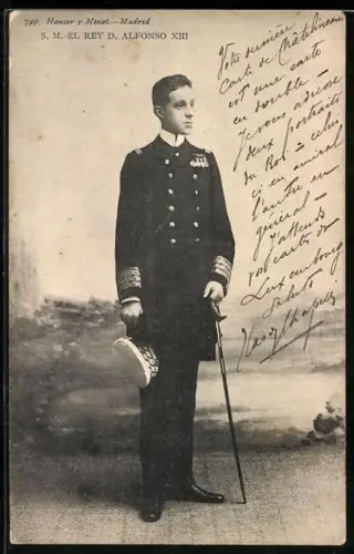 AK König Alfonso XIII. von Spanien in Uniform mit Säbel