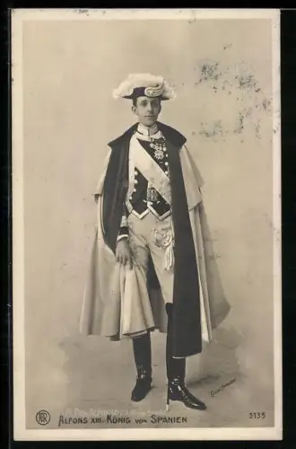 AK Don Alfonso XIII., König von Spanien in histor. Uniform