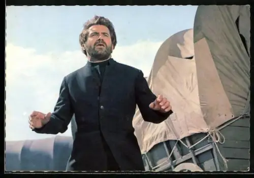 AK Filmszene aus Karl Mays Unter Geiern, Mila Baloh