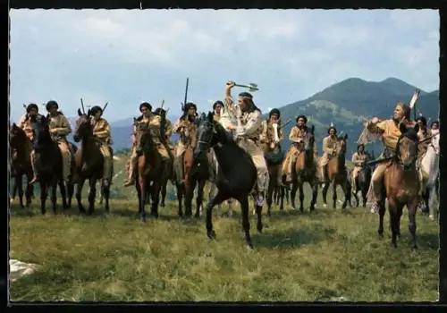 AK Winnetou II, Schon stürmt Winnetou mit dem Häuptling...