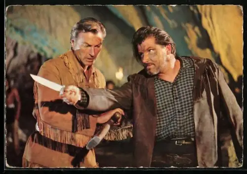 AK Schauspieler Lex Barker in Winnetou Ii. Teil, Durch einen unterirdischen Wasserlauf...