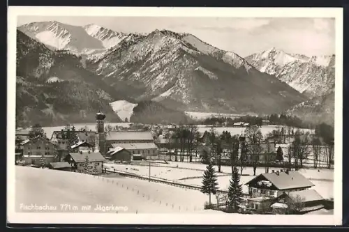 AK Fischbachau, Ortsansicht mit Jägerkamp und Kirche im Winter
