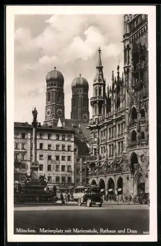 AK München, Marienplatz mit Mariensäule, Rathaus und Dom