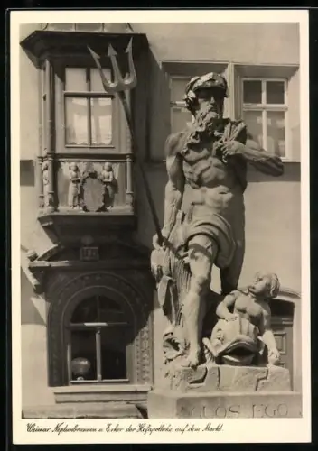 AK Weimar, Neptunbrunnen am Markt und Erker der Hofapotheke