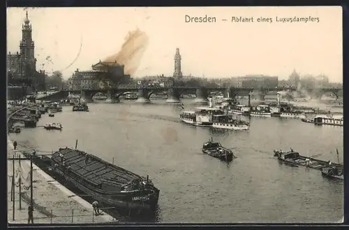 AK Dresden, Dampfschifflandeplatz, Abfahrt eines Luxusdampfers
