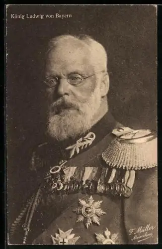 AK König Ludwig in Uniform mit Epauletten