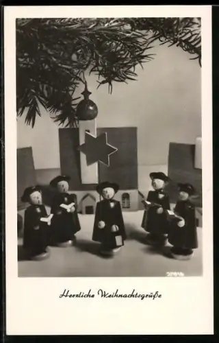 AK Gruppe von singenden Holzfiguren Wendt & Kühn unter dem Weihnachtsbaum, Holzspielzeug