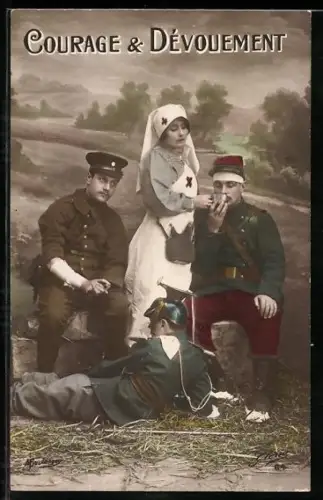 AK Krankenschwester mit drei verwundeten Soldaten, Rotes Kreuz