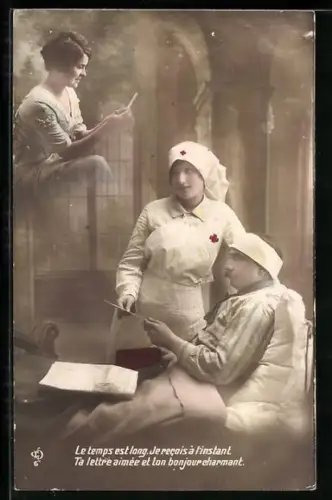 AK Verwundeter Soldat erhält einen Brief seiner Geliebten, Rotes Kreuz