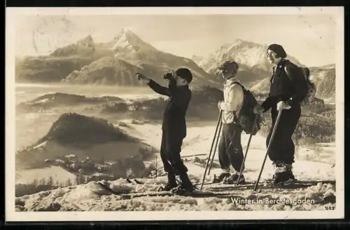 AK Berchtesgaden, Skifahrer mit Gebirgspanorama