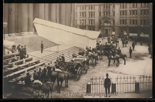 AK King and Queen leaving St. Paul`s on Thanksgiving 1902