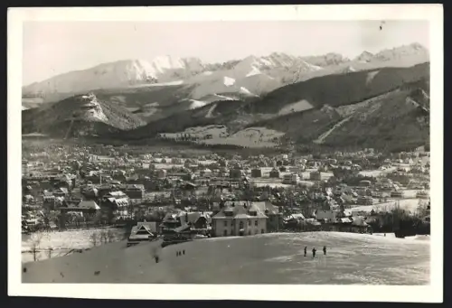Fotografie unbekannter Fotograf, Ansicht Zakopane, Blick nach der Stadt im Winter