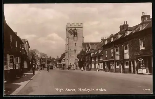 AK Henley-in-Arden, High Street with residential houses