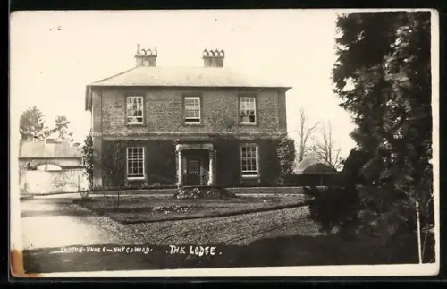 Foto-AK Shipton-under-Wychwood, The Lodge