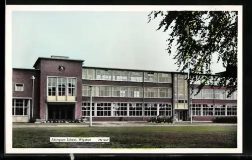 AK Wigston, Abington School