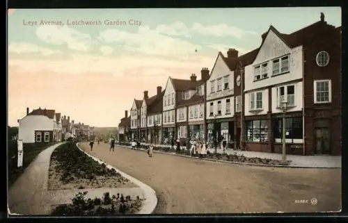 AK Letchworth Garden City, Leys Avenue